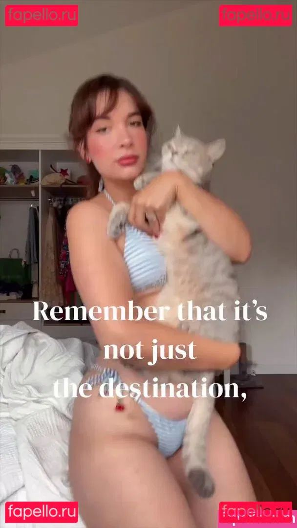 Lara Lunardi Onlyfans Photo Gallery 