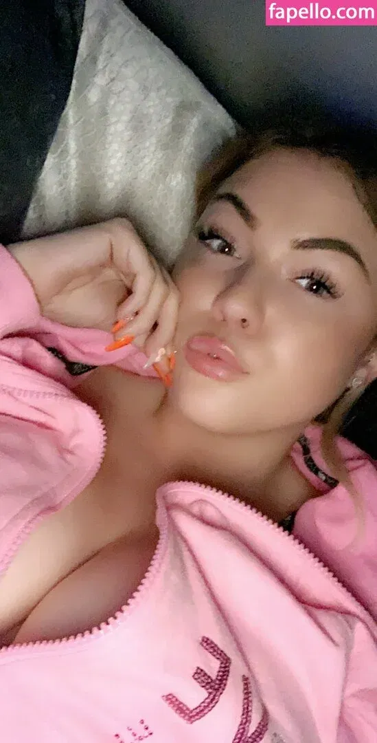 Kendall Rowan Onlyfans Photo Gallery 