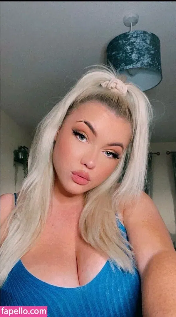 Kendall Rowan Onlyfans Photo Gallery 