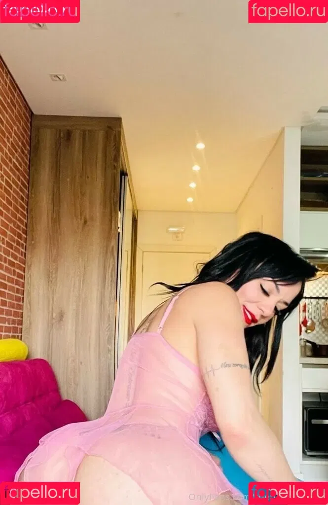 Rhenata Schmidt Onlyfans Photo Gallery 