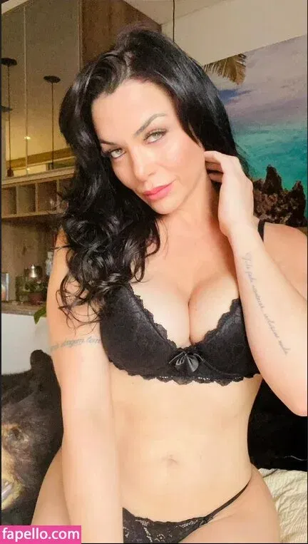 Rhenata Schmidt Onlyfans Photo Gallery 