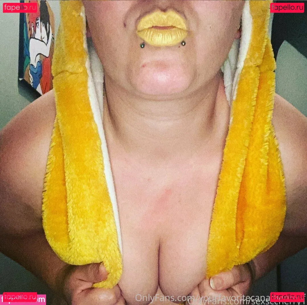 yourfavoritecanadianmilf Onlyfans Photo Gallery 