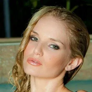 laurenlouise228 Onlyfans Photo Gallery 