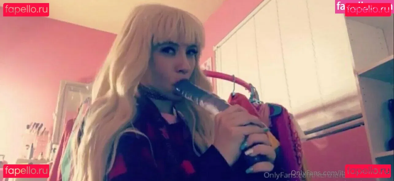 itskenziereeves Onlyfans Photo Gallery 