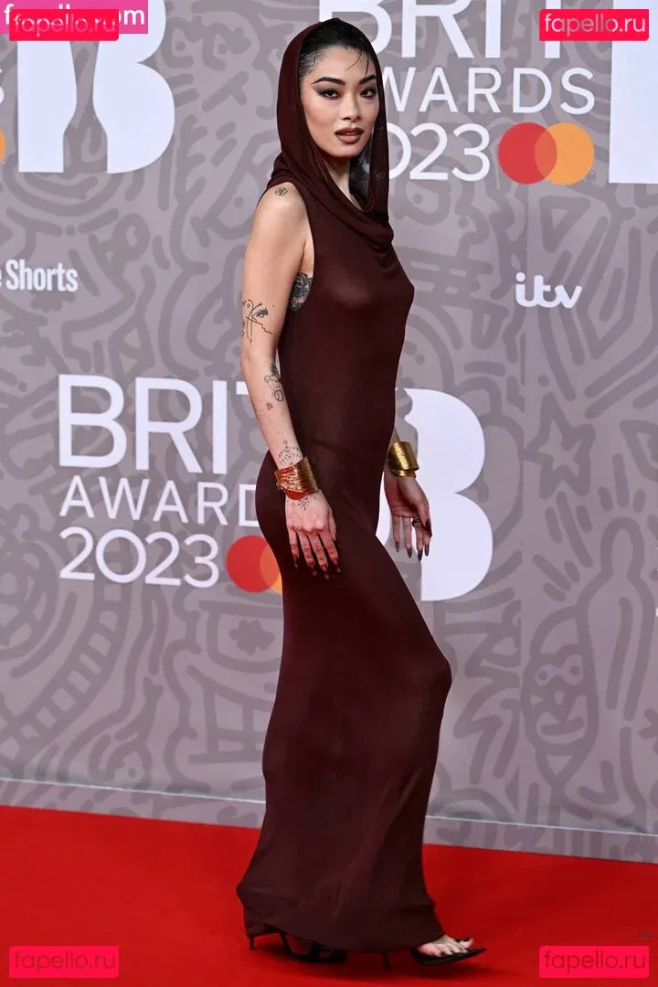 Rina Sawayama Onlyfans Photo Gallery 