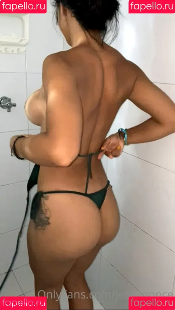 Jennifer Ponce Onlyfans Photo Gallery 