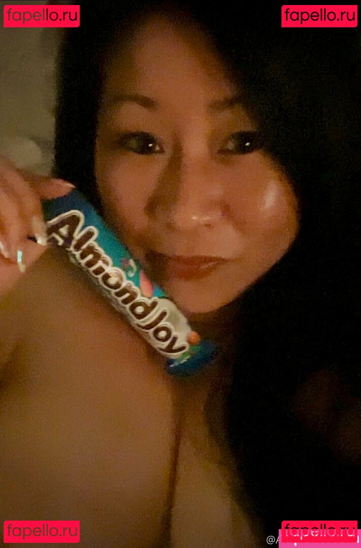 asiangamermilf Nude Onlyfans Photo 15