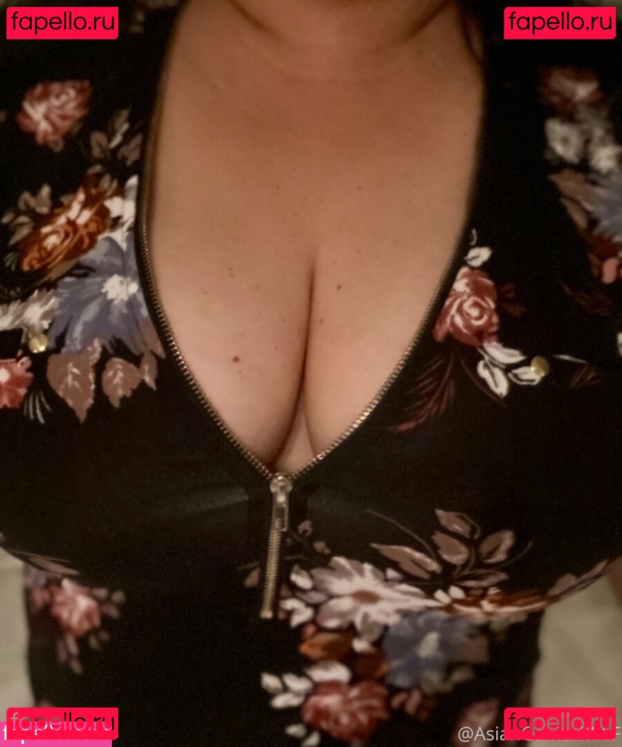 asiangamermilf Nude Onlyfans Photo 11