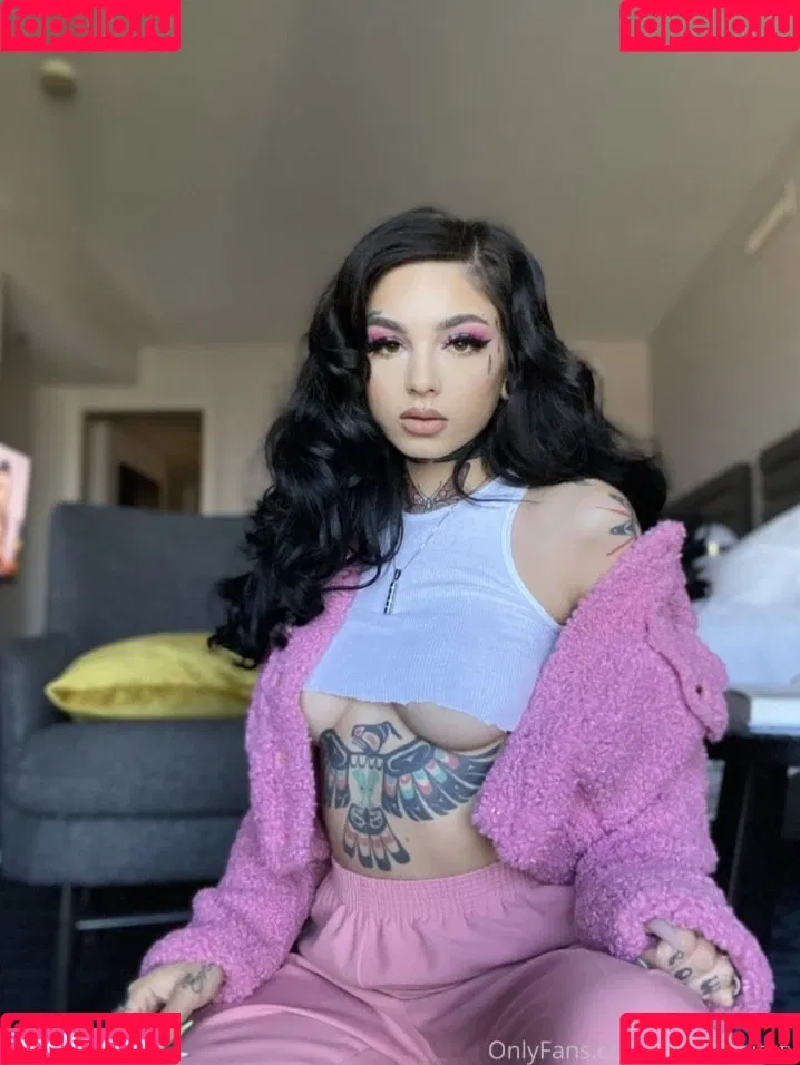 Tay W Onlyfans Photo Gallery 