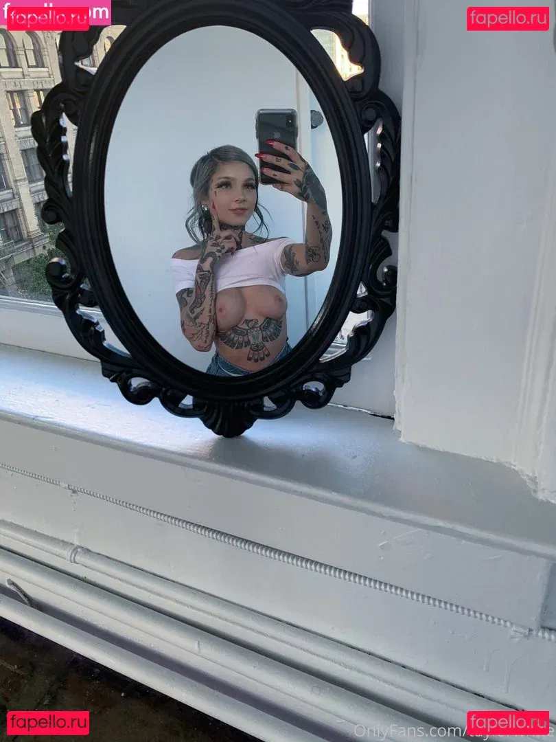 Tay W Onlyfans Photo Gallery 