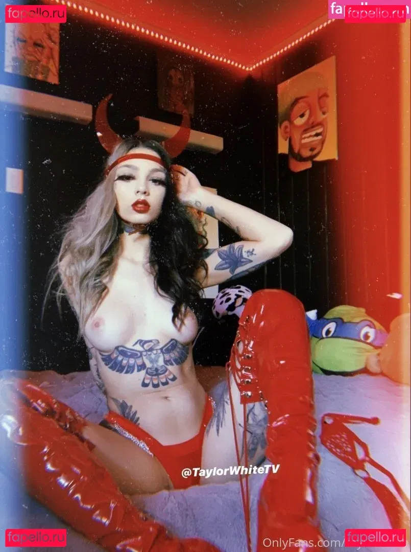 Tay W Onlyfans Photo Gallery 