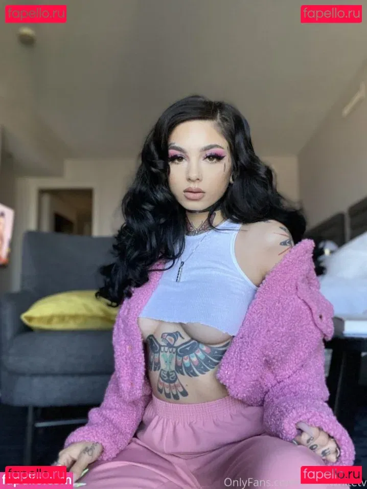 Tay W Onlyfans Photo Gallery 