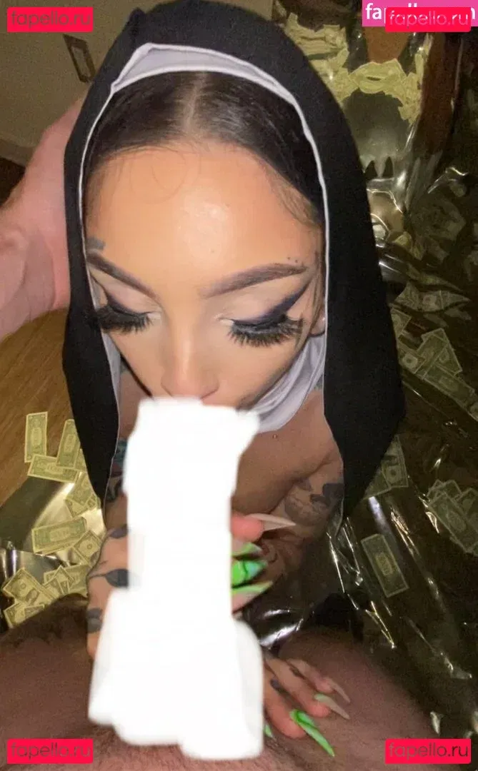 Tay W Onlyfans Photo Gallery 