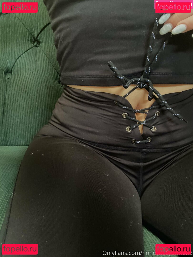 honeybellybutton2 Onlyfans Photo Gallery 