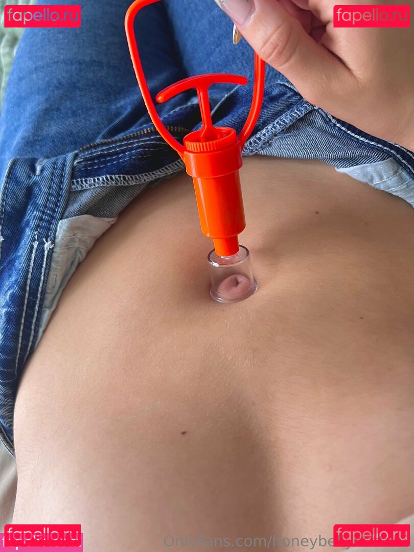 honeybellybutton2 Onlyfans Photo Gallery 