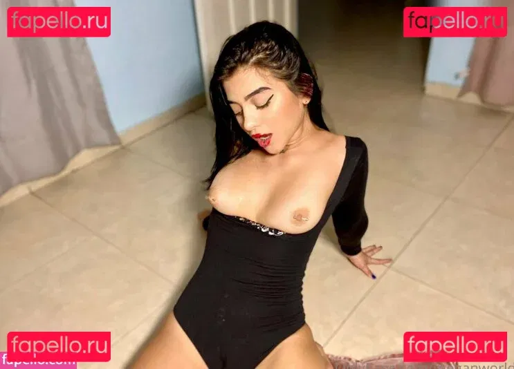 megan_world Onlyfans Photo Gallery 