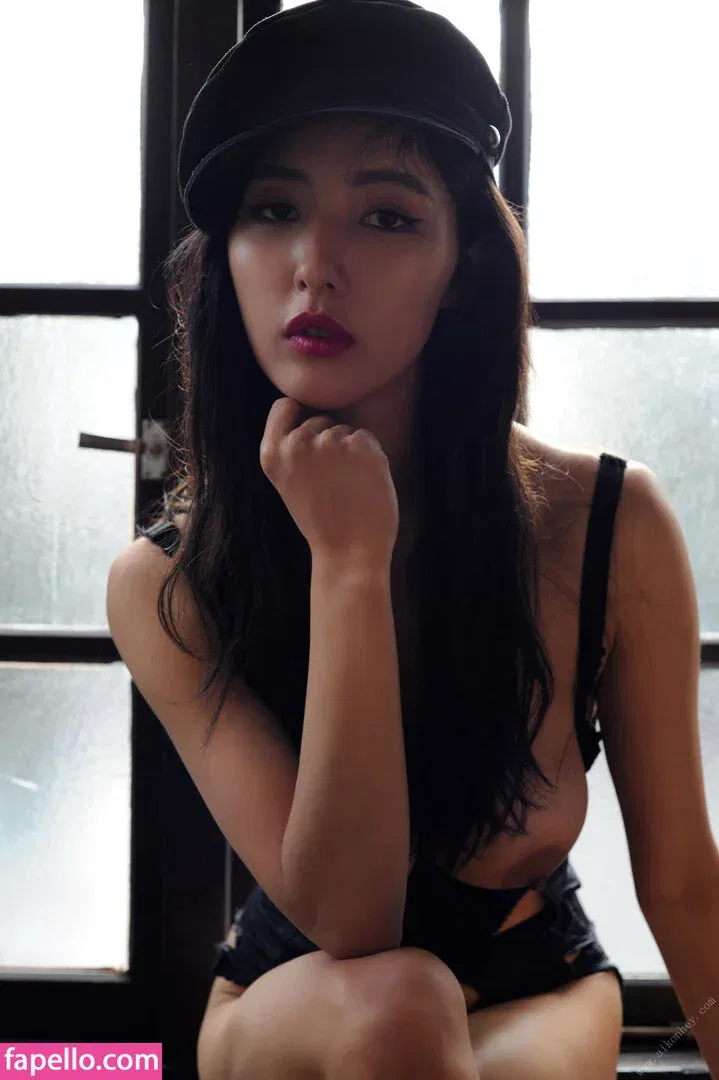 Bambi Watanabe Onlyfans Photo Gallery 