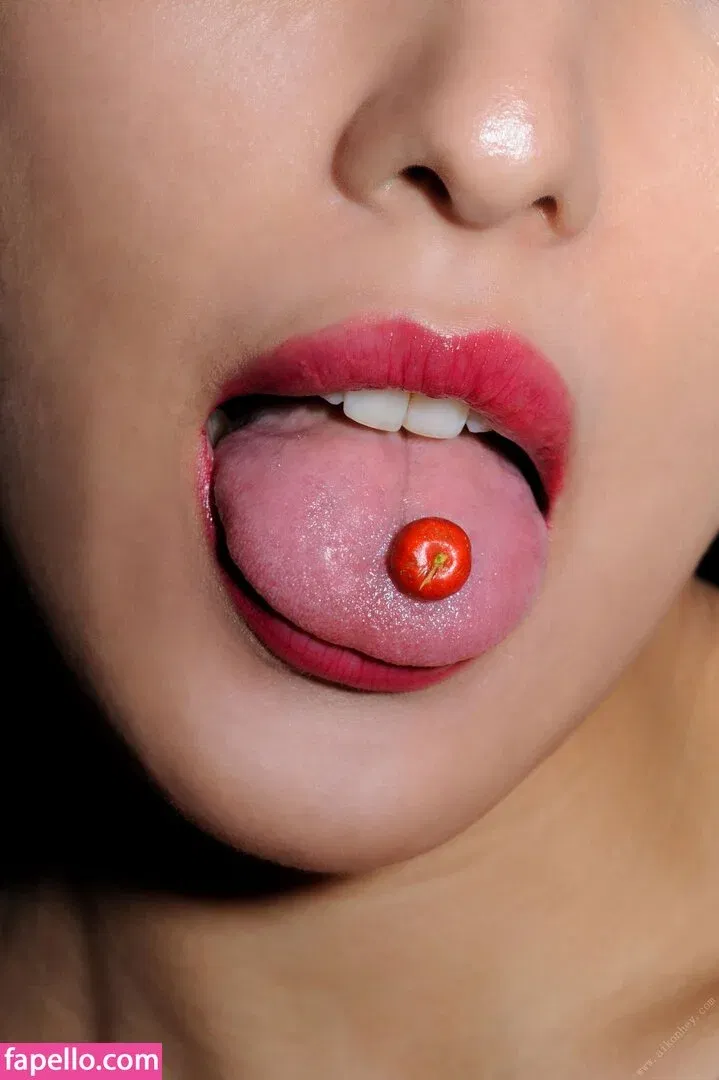 Bambi Watanabe Onlyfans Photo Gallery 