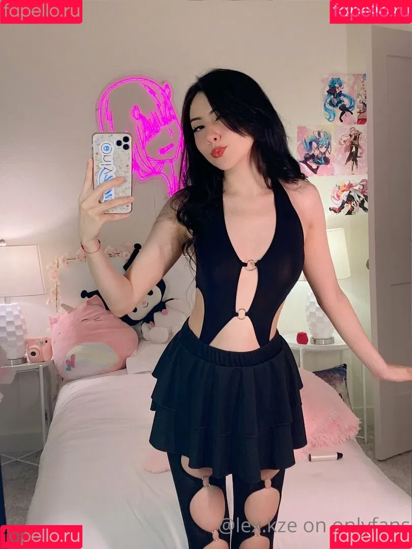 jasminealyahh Onlyfans Photo Gallery 