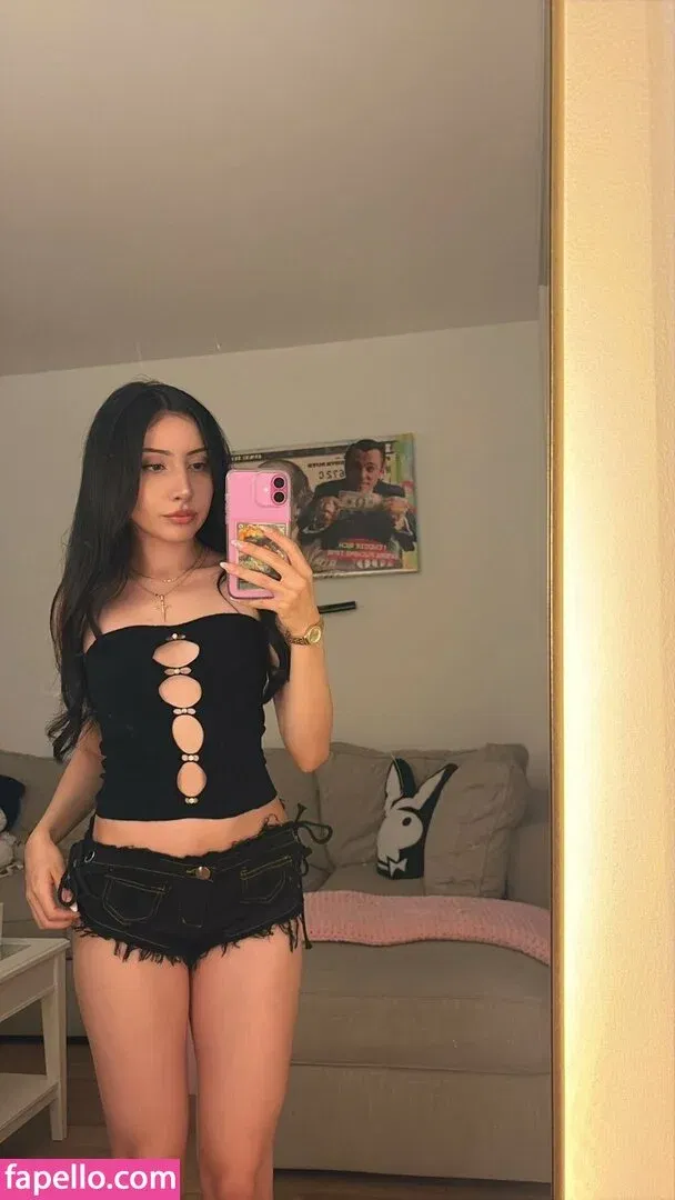 jasminealyahh Onlyfans Photo Gallery 