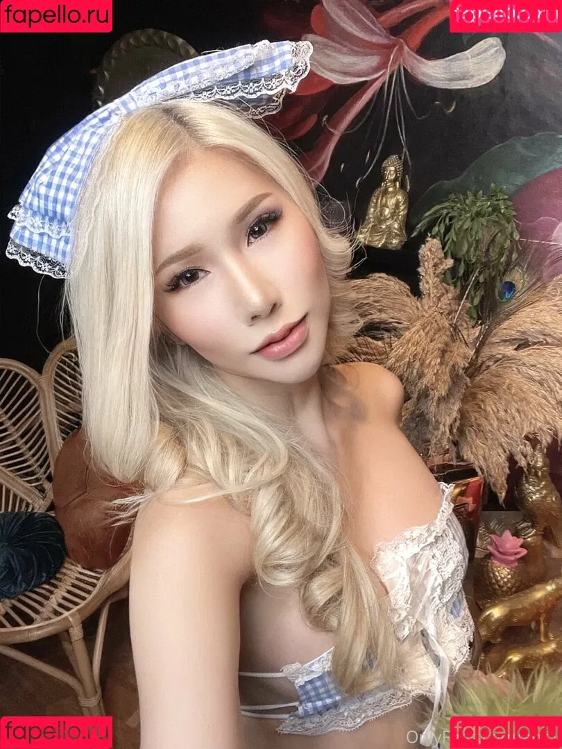 Apr.il Onlyfans Photo Gallery 