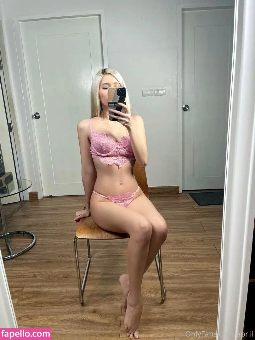 Apr.il Onlyfans Photo Gallery 