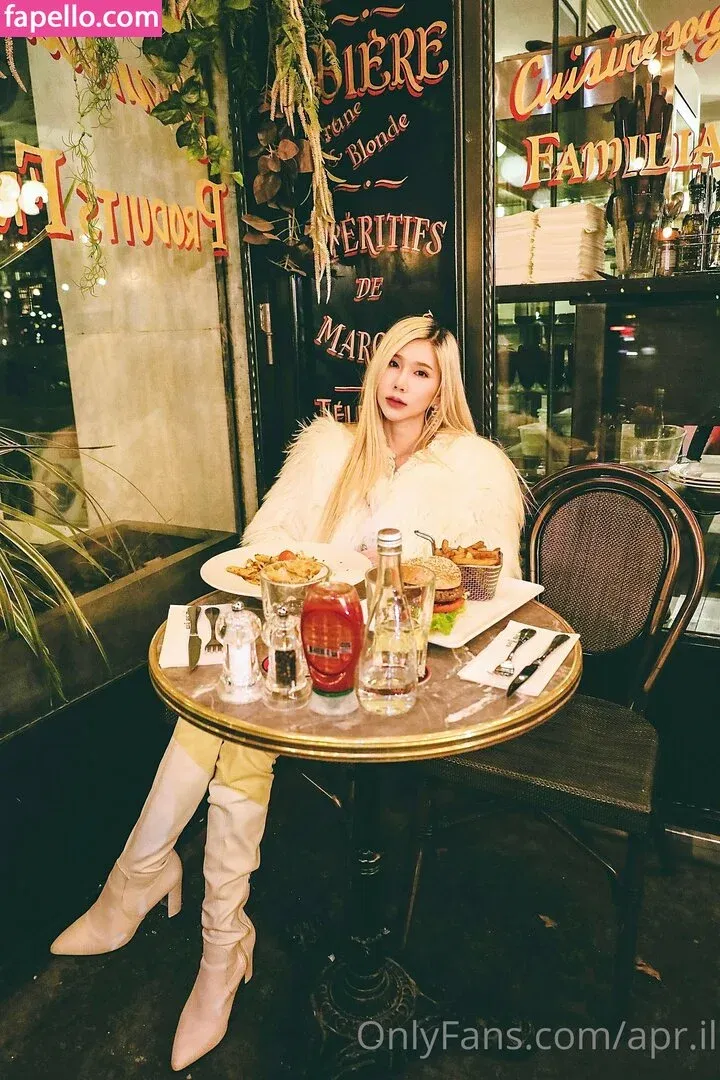 Apr.il Onlyfans Photo Gallery 