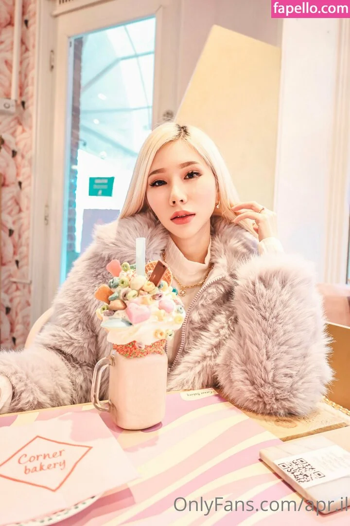 Apr.il Onlyfans Photo Gallery 