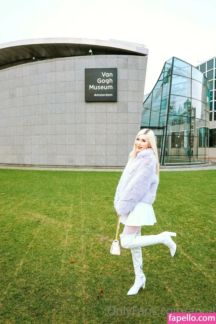 Apr.il Onlyfans Photo Gallery 