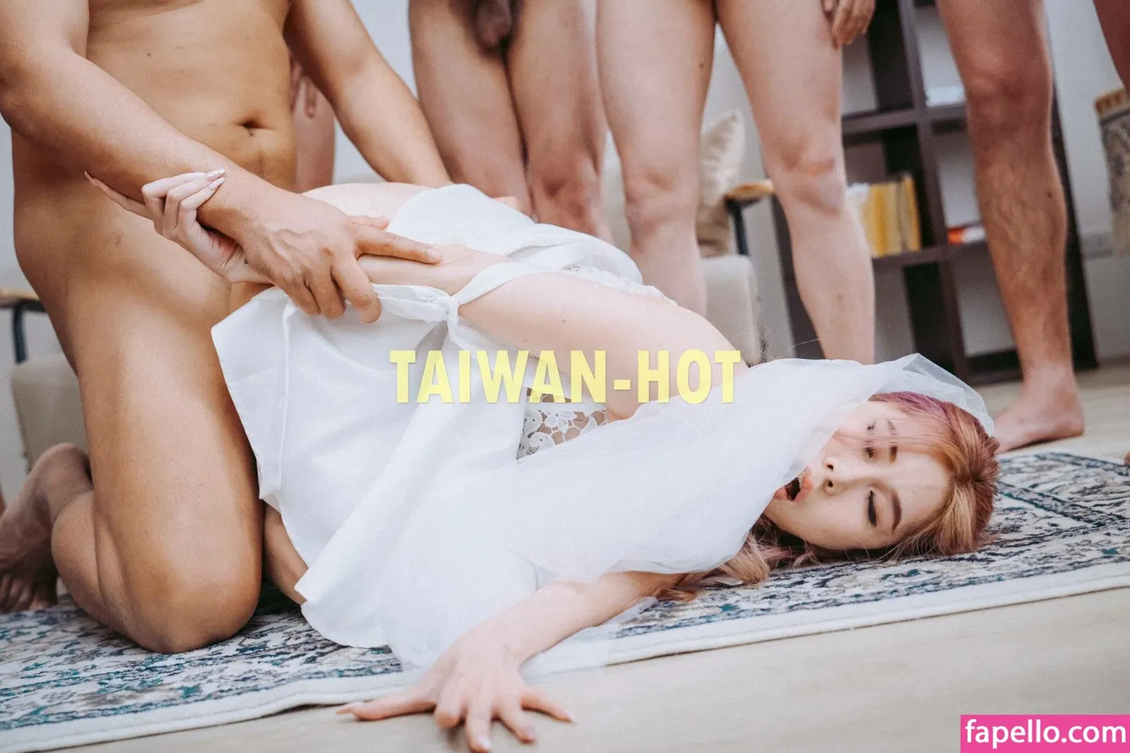 Apr.il Onlyfans Photo Gallery 