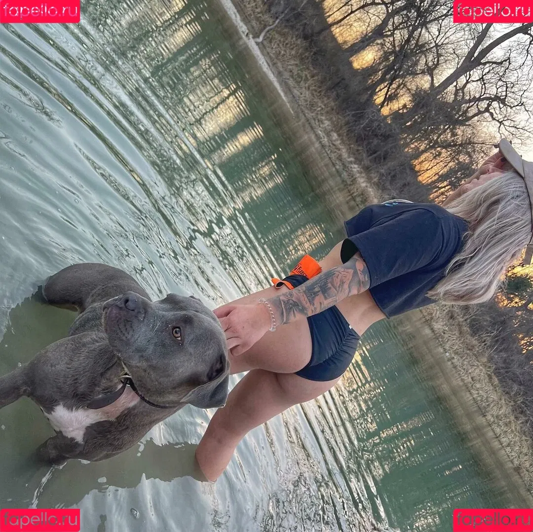 Countrybadasstay Onlyfans Photo Gallery 