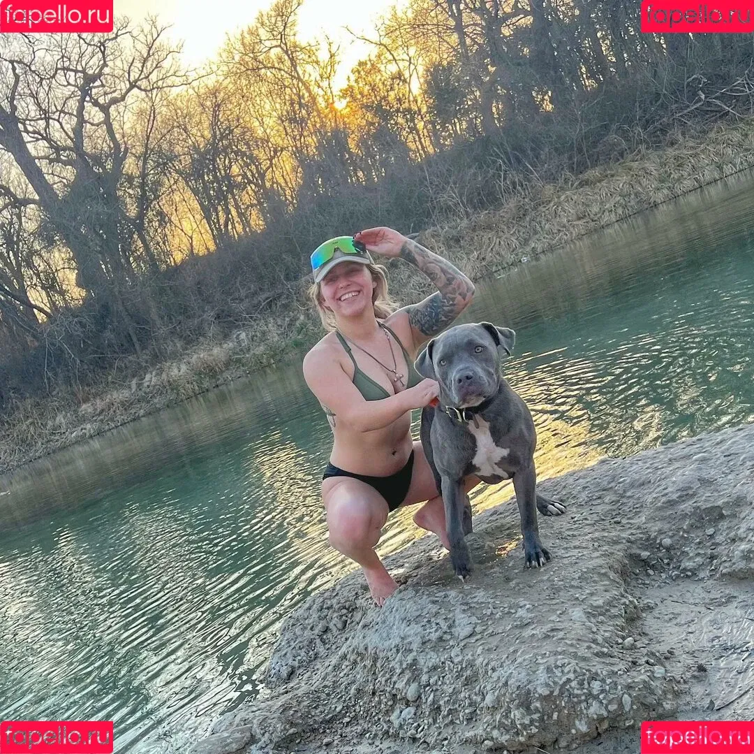 Countrybadasstay Onlyfans Photo Gallery 