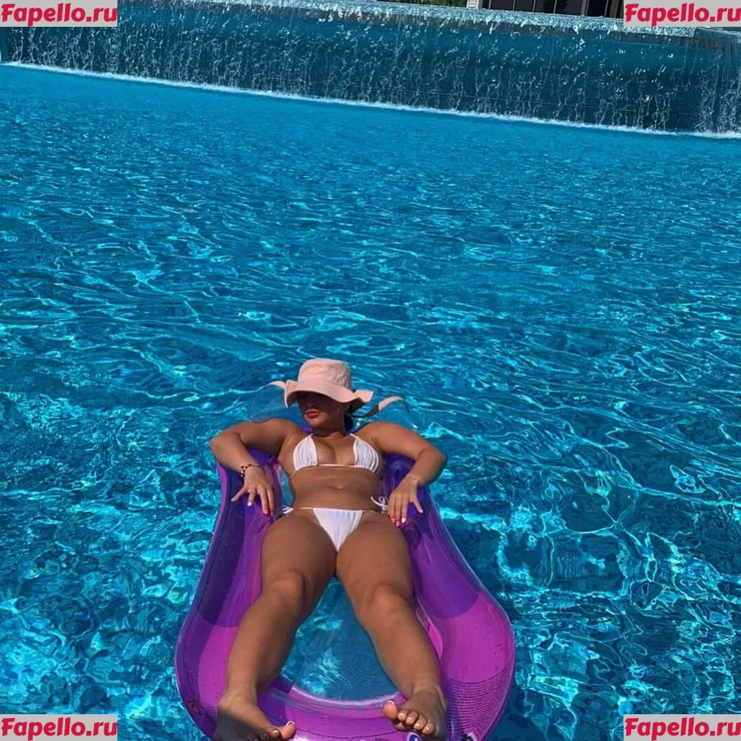 MyProtein Onlyfans Photo Gallery 