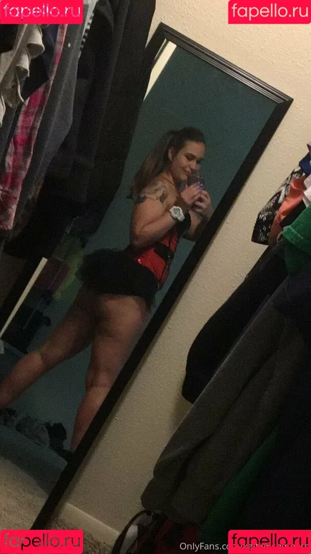 trophygirlfriendk Onlyfans Photo Gallery 