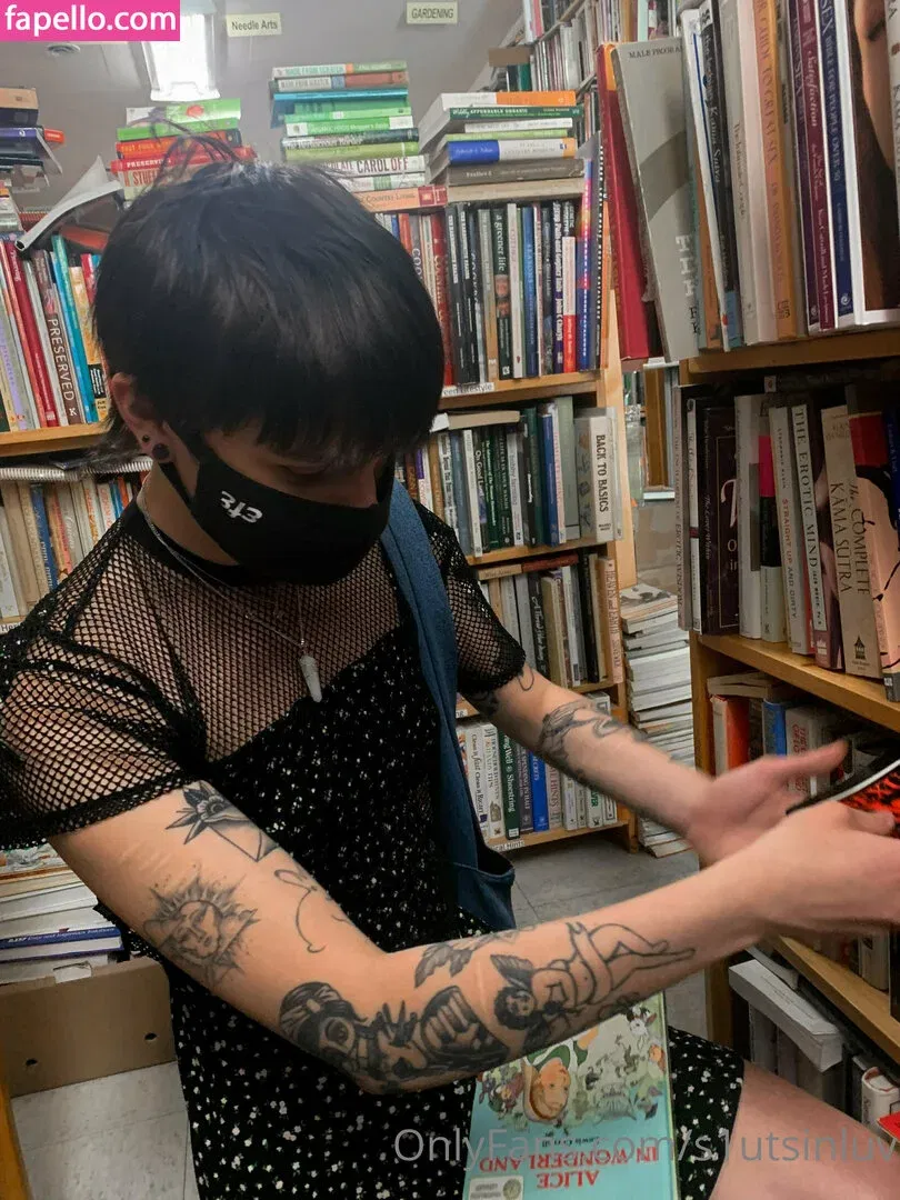 s1utsinluv Onlyfans Photo Gallery 