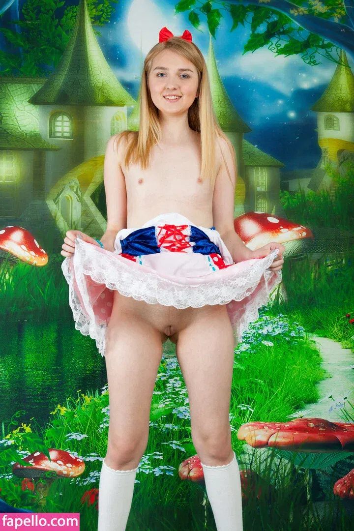 Nimfa Onlyfans Photo Gallery 