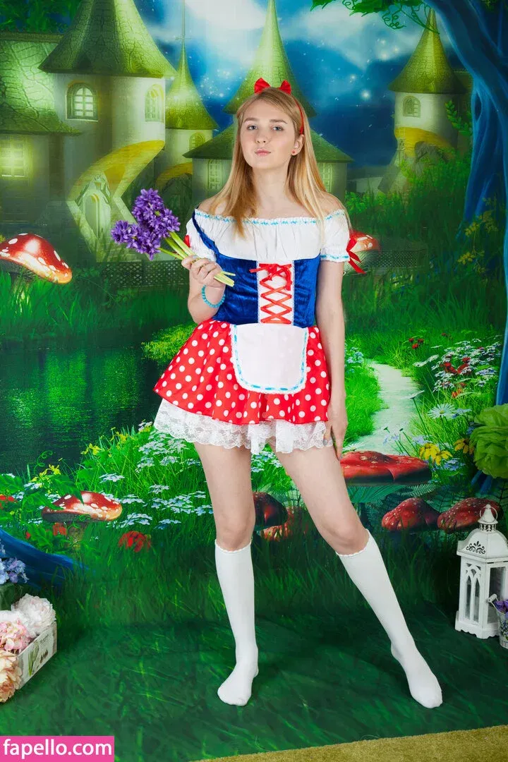 Nimfa Onlyfans Photo Gallery 