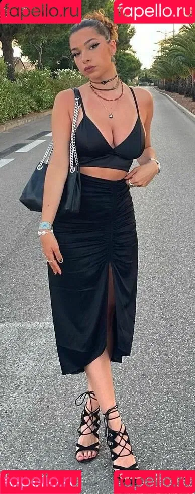 Emmy Tifrit Onlyfans Photo Gallery 