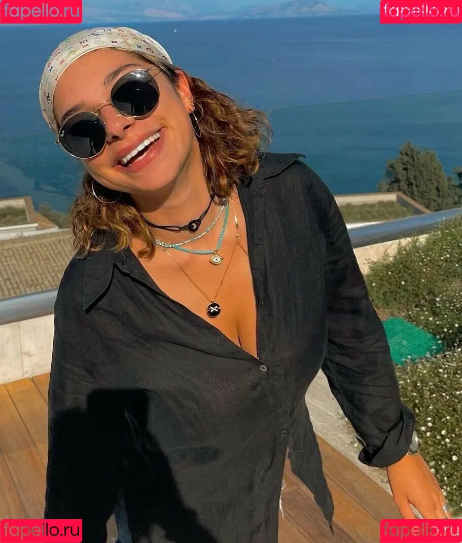 Emmy Tifrit Onlyfans Photo Gallery 