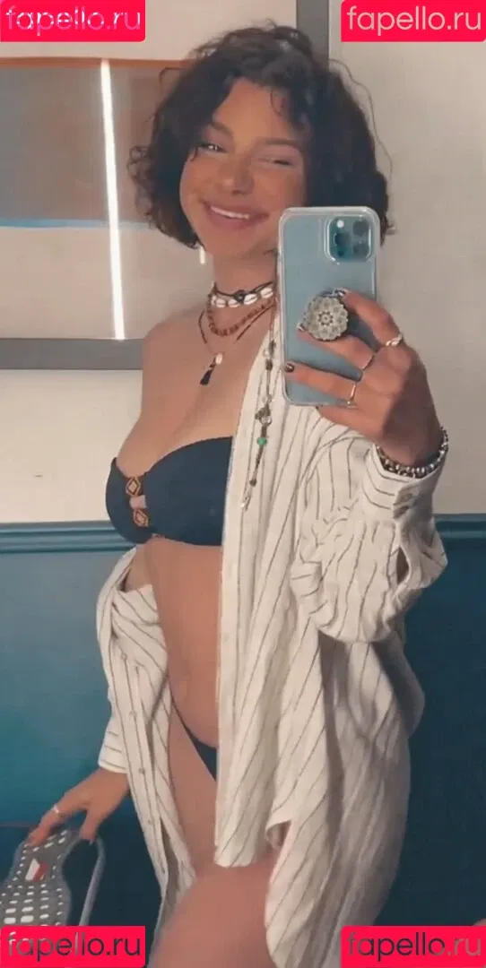 Emmy Tifrit Onlyfans Photo Gallery 