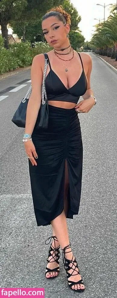 Emmy Tifrit Onlyfans Photo Gallery 