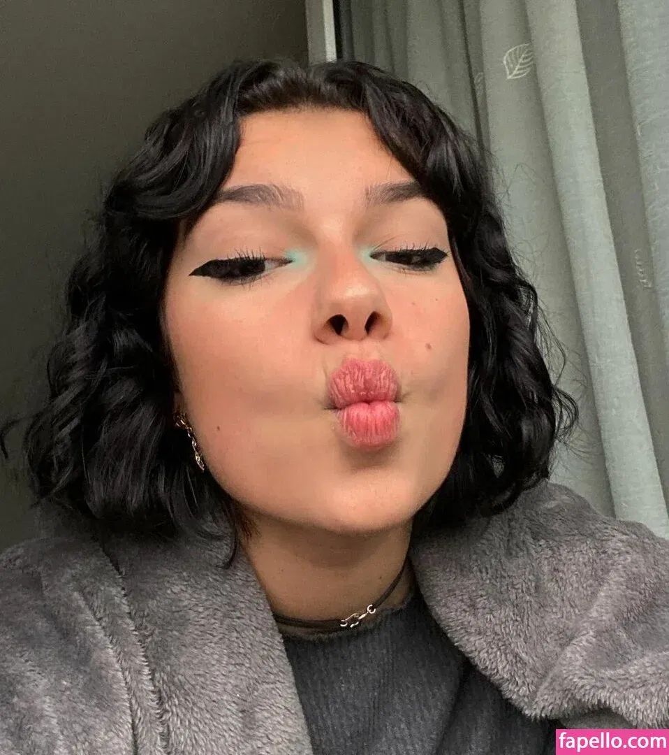 Emmy Tifrit Onlyfans Photo Gallery 