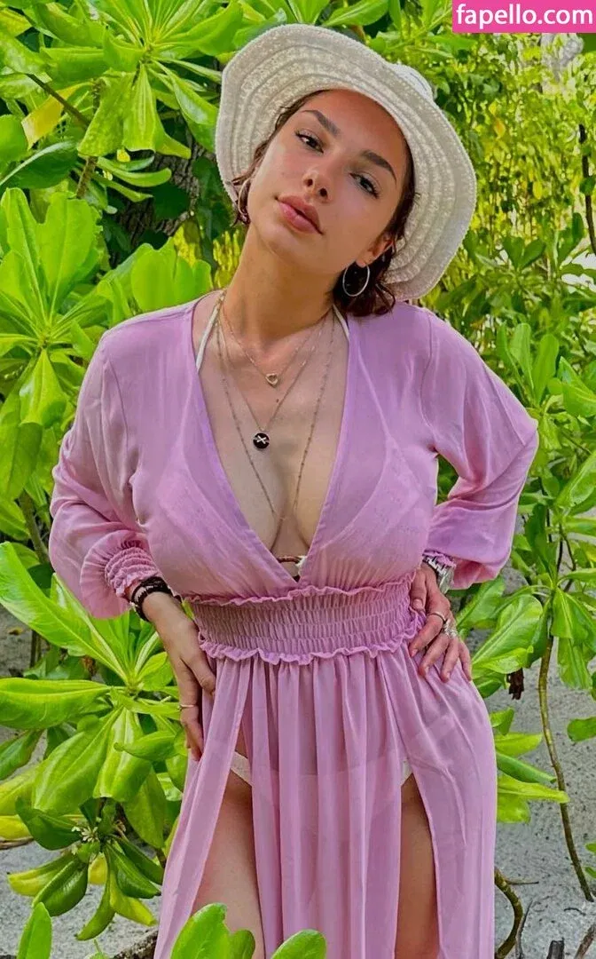 Emmy Tifrit Onlyfans Photo Gallery 