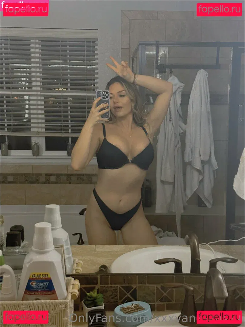Xxxvanessaxxx Onlyfans Photo Gallery 