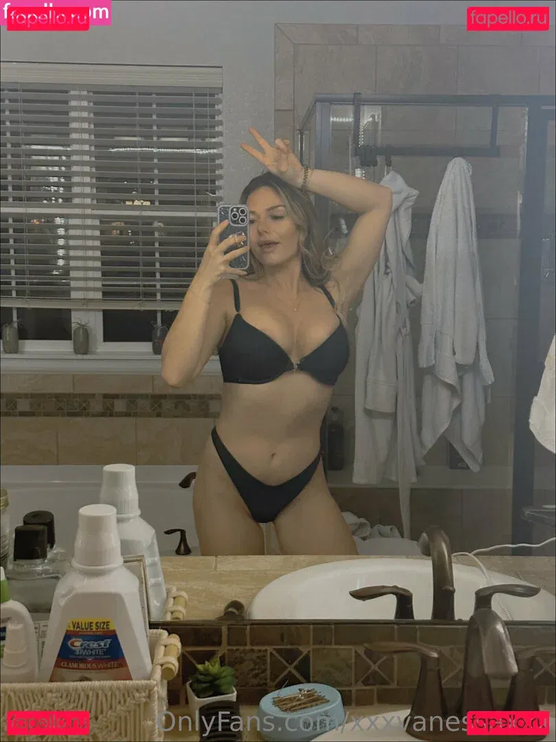 Xxxvanessaxxx Onlyfans Photo Gallery 
