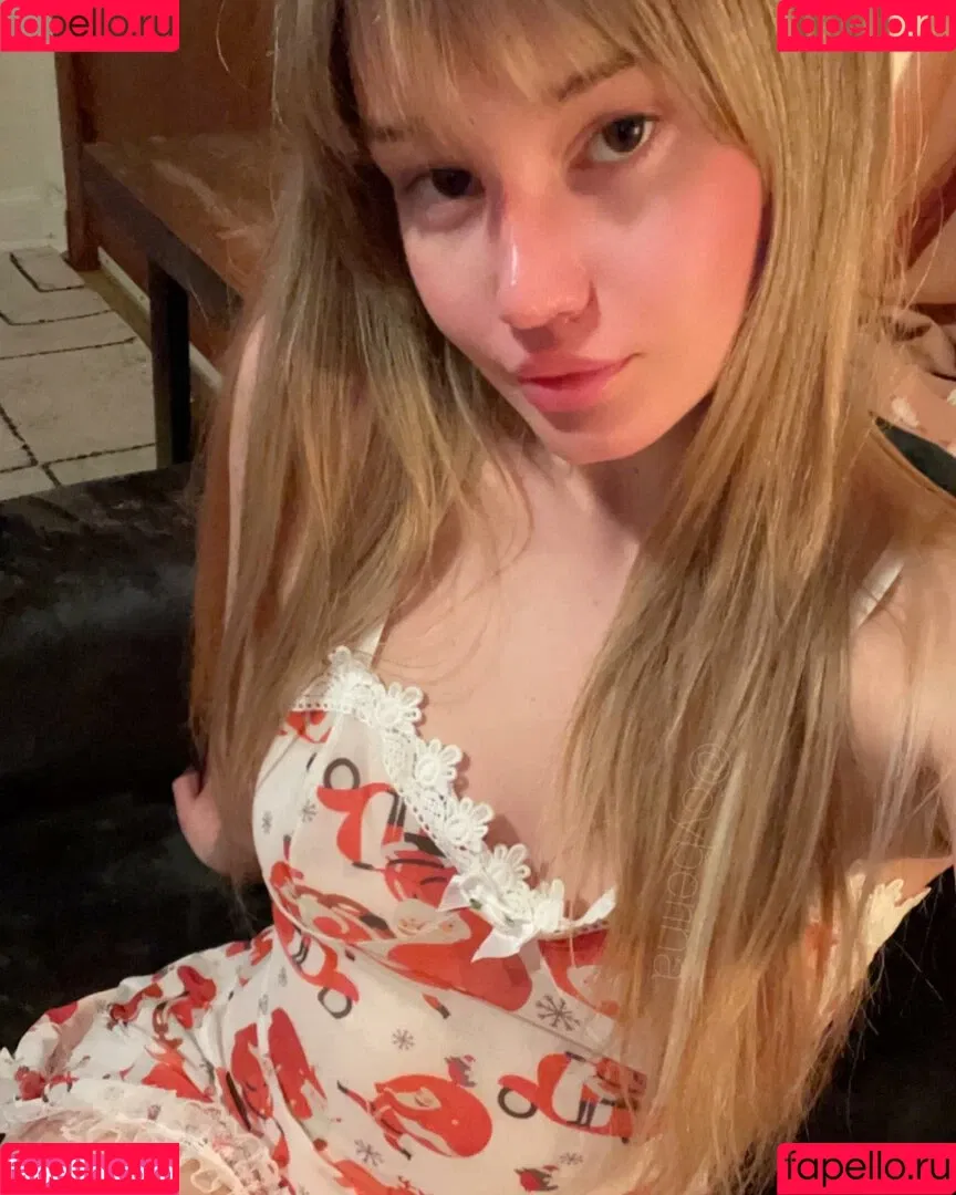 CyberAlina Onlyfans Photo Gallery 