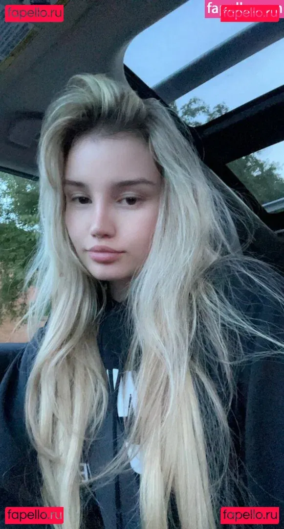 CyberAlina Onlyfans Photo Gallery 