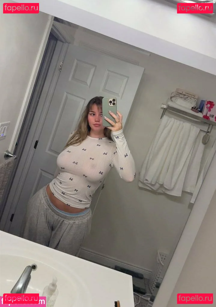 CyberAlina Onlyfans Photo Gallery 