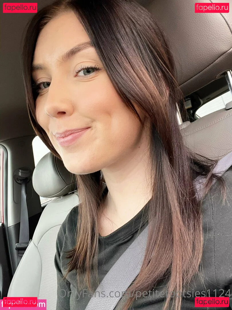 PenelopeTootsies Onlyfans Photo Gallery 