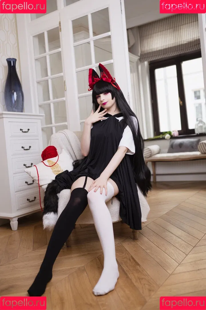 Akariia Cosplay Onlyfans Photo Gallery 